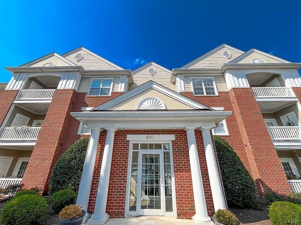 1st image of 601 Wyndhurst Dr APT 201