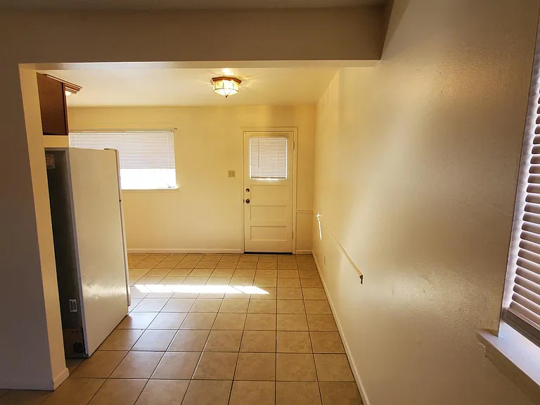 2636 Copper Ave — Photo 3