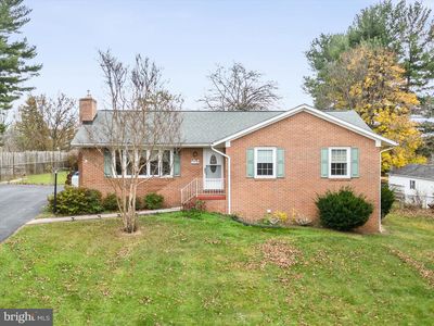 98 New Castle Dr, Charles Town, WV, 25414