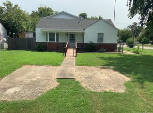 349 S Sycamore St, Nowata, OK 74048
