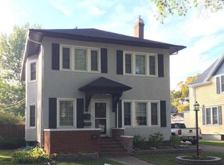 917 7th St S, Fargo, ND 58103