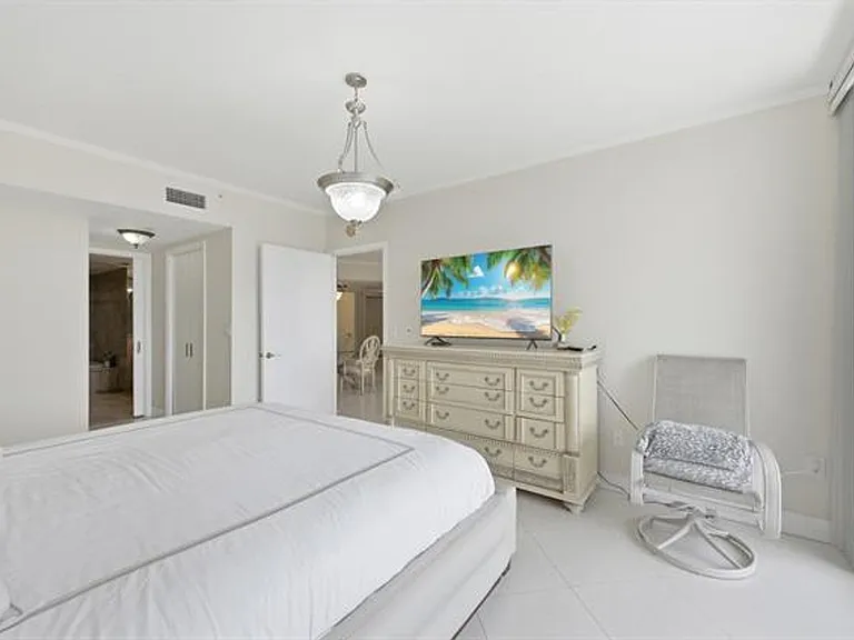 9595 Collins Ave #N3-F — Photo 21