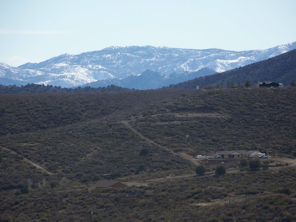 Looking South to Bradshaw Mt