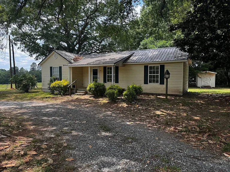 545 Christopher Rd — Photo 1