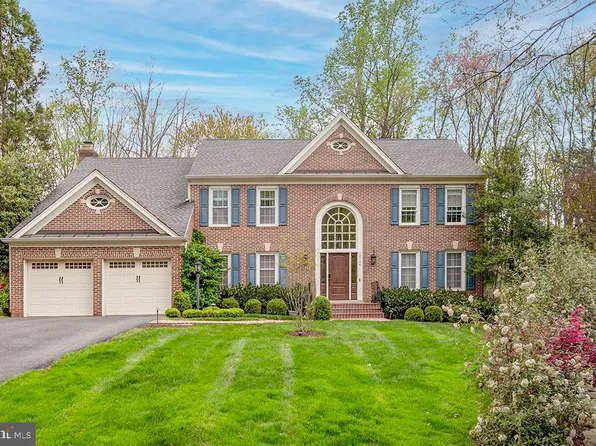 12734 Knightsbridge Dr, Woodbridge, VA 22192