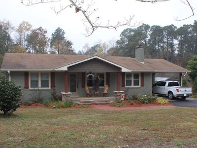 342 S Victory Dr, Lyons, GA, 30436