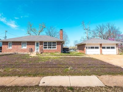 3829 Geraldine Ave, Saint Ann, MO, 63074