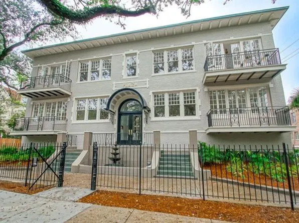 3820 Saint Charles Ave #205, New Orleans, LA 70115