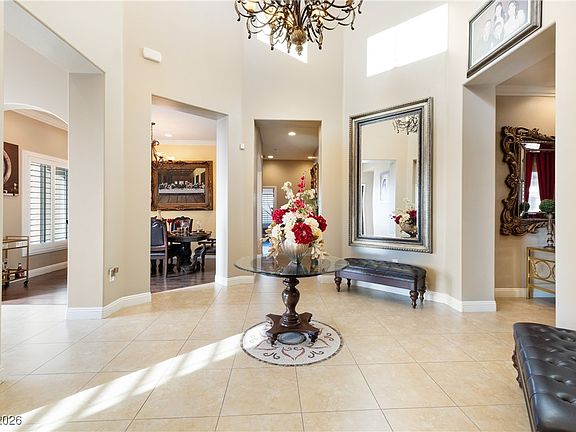 4th image of 372 Beesley Dr