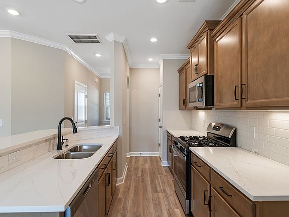 2nd image of 346 Nettle Ln