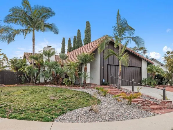 684 Coronado Cir, Vista, CA 92084