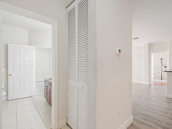 5th image of 3611 Conroy Rd APT 835
