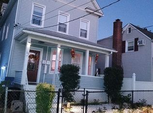 30 Allard Ave, New Rochelle, NY 10805