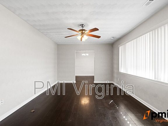 5th image of 3877 Windsor Woods Blvd