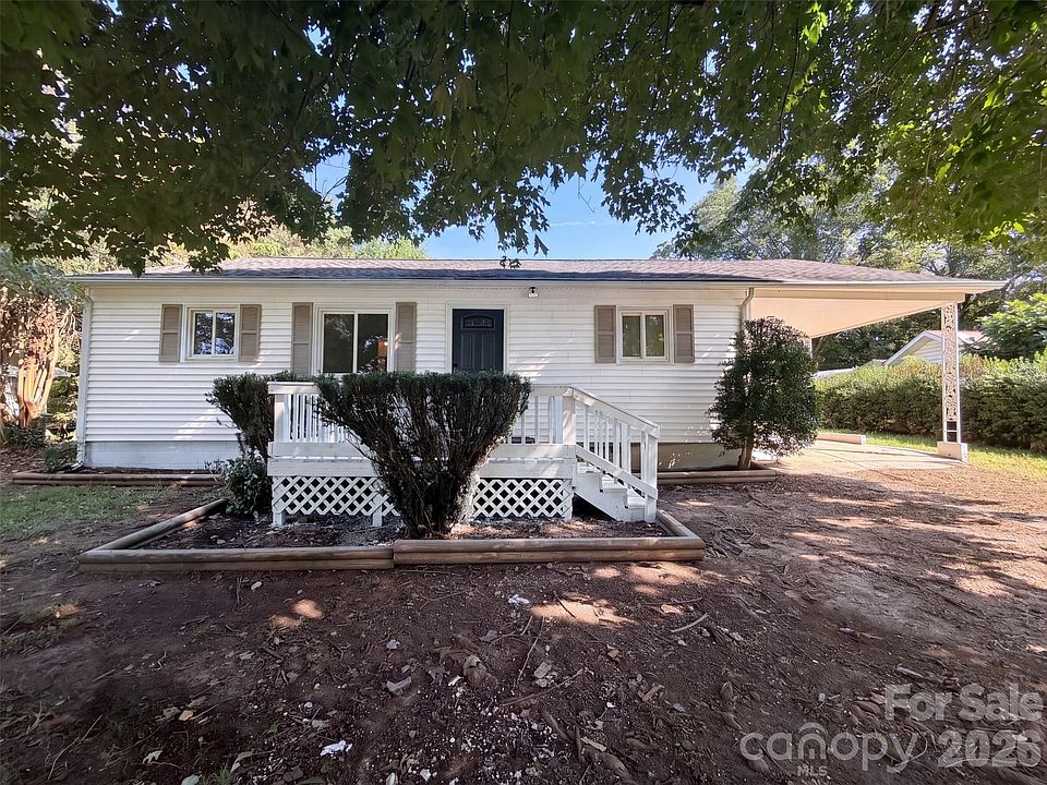 1st image of 131 Highland Point Ave