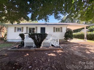 131 Highland Point Ave, Harmony, NC 28634