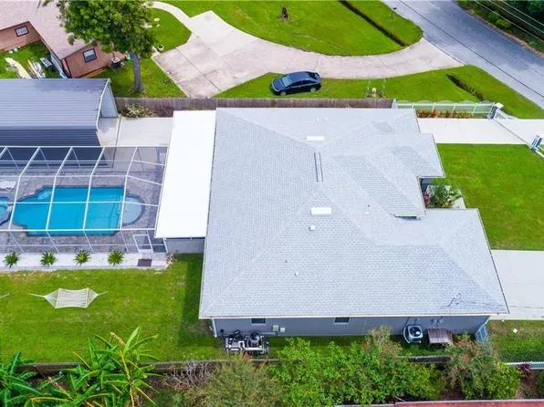 5816 Little River Dr, Tampa, FL 33615