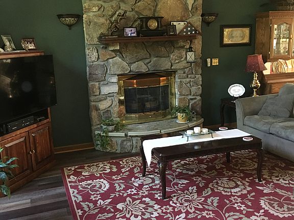 gas-insert fireplace