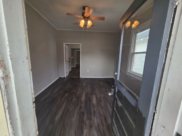 443 Maple Ave