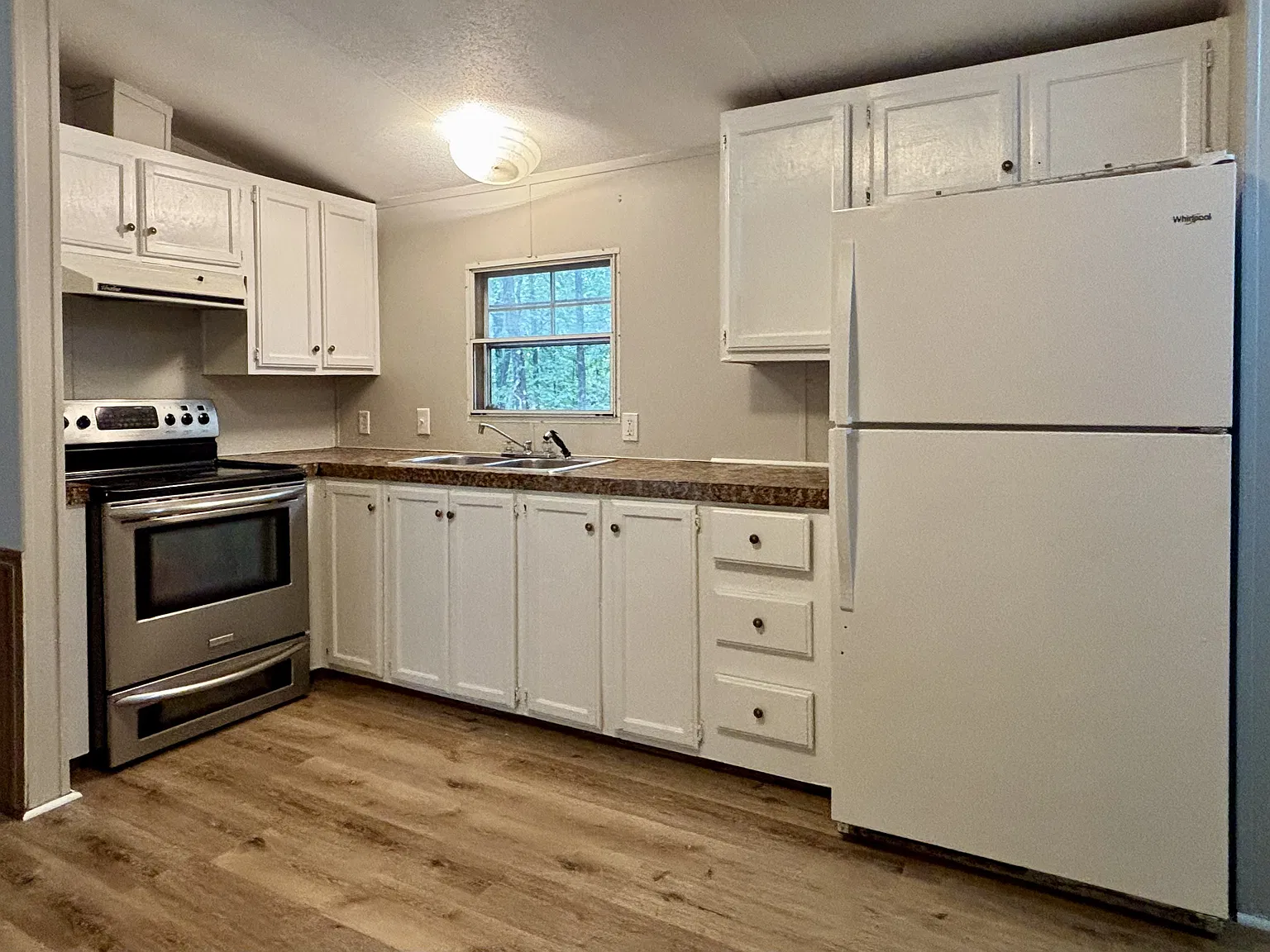3 bed, 1248 sqft, $1,500 — Photo 2
