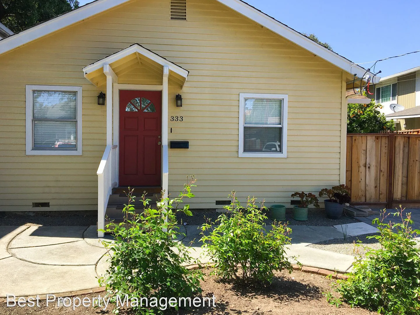 333 Florence St photo 1