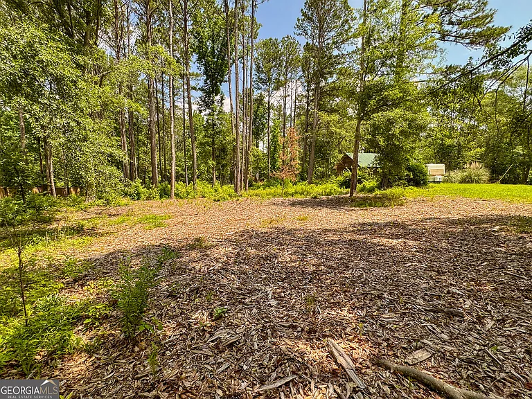 90 Howard Rd — Photo 42
