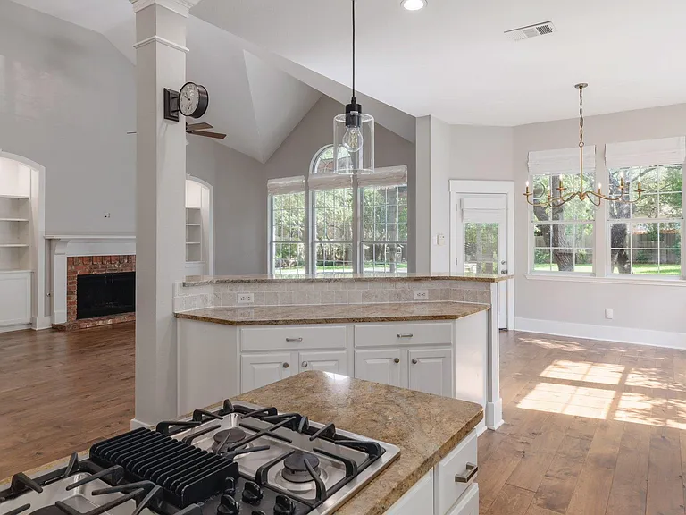 5512 Ballenton Ln — Photo 11