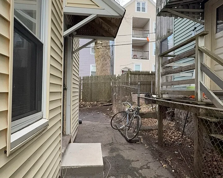 26 Darling St #2 — Photo 2