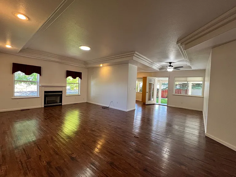 1780 Mahogany Cir — Photo 7