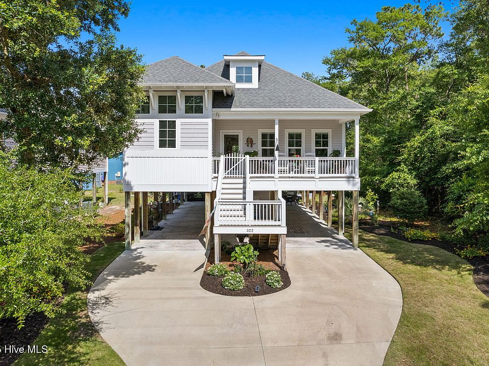 322 NE 42nd Street, Oak Island, NC 28465 | MLS #100513134