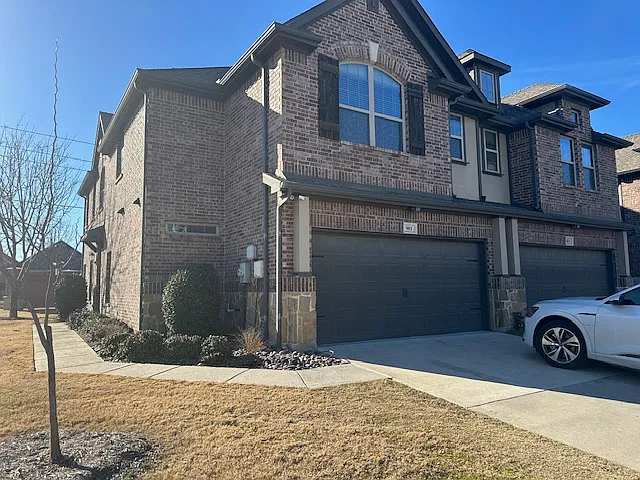 4 bed, 2066 sqft, $2,750 — Photo 1
