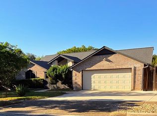 3437 Columbia Dr, Cibolo, TX 78108