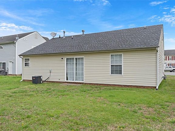 4th image of 6464 Dawnfield Ln
