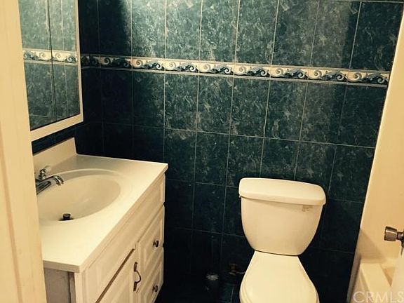 5th image of 24352 Delphinium Ave