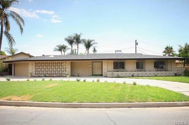 1st image of 1391 Andreas Ave