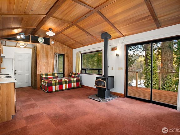 5th image of 23012 SE Lake Wilderness Drive S