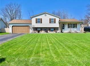 4942 Signature Cir, Youngstown, OH