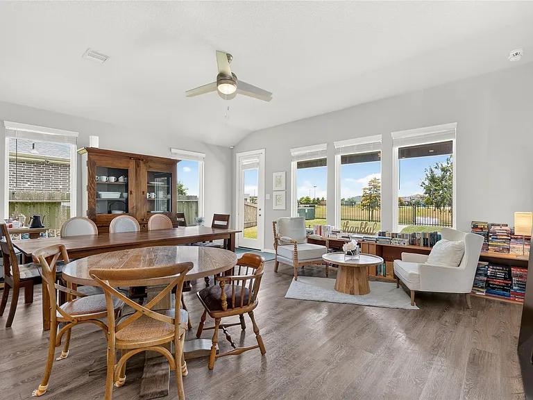 3522 Gore Creek Dr — Photo 27
