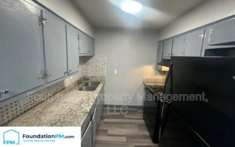 1 bed, 1.0 bath, $790 — Photo 4