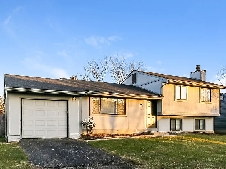 1284 Falene Pl — Photo 6