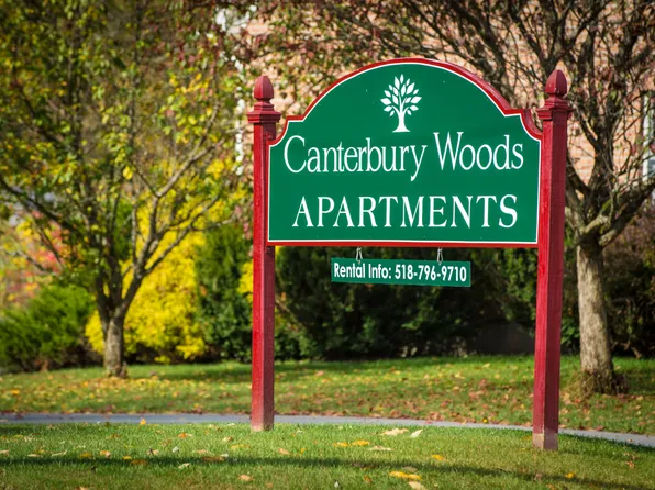 28 Canterbury Woods St #28, Queensbury, NY 12804