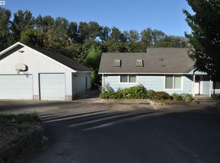 90216 Coburg Rd, Eugene, OR 97408