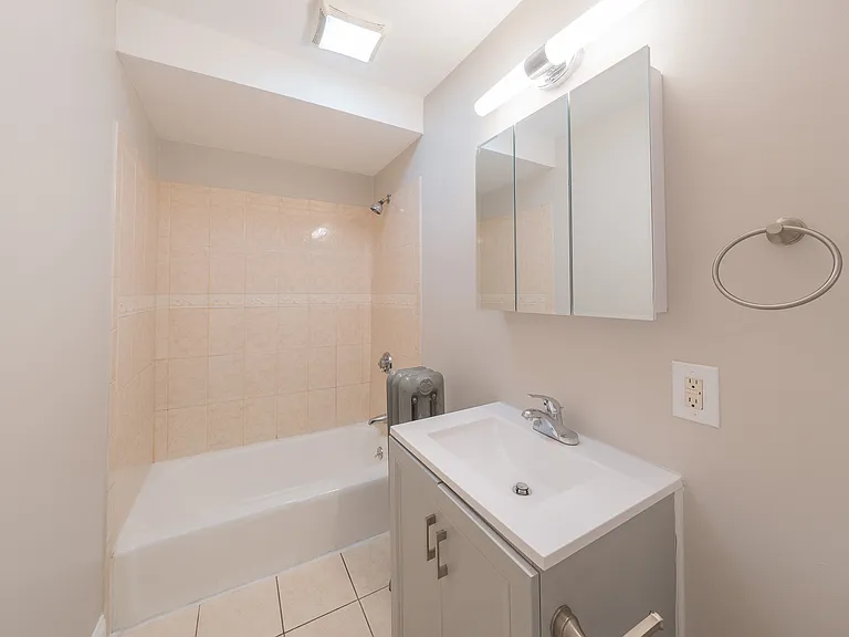 40 Ripley Rd #3 — Photo 6