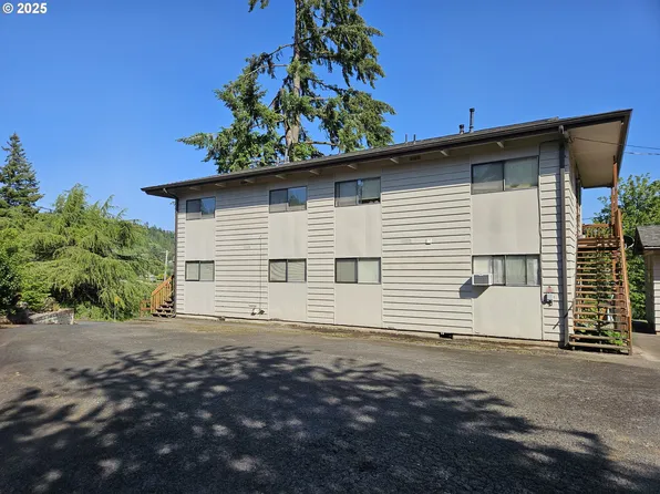 220 SW Orchard St, Clatskanie, OR 97016