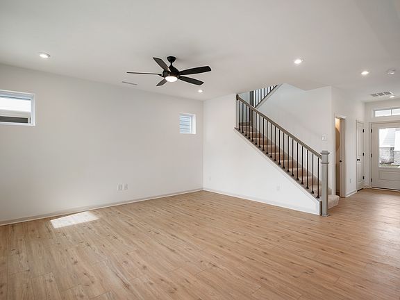 4th image of 12210 Vera Ct