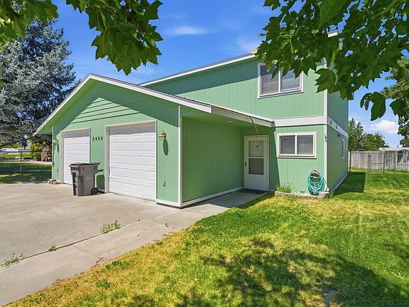 2nd image of 2224 W 13th Ave