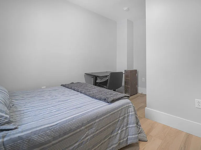 104 Harvard Pl — Photo 174