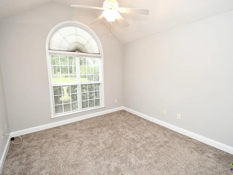 304 Newport Ave — Photo 18