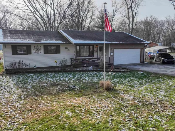 11870 W Lake Bluff Rd #1, Monticello, IN 47960