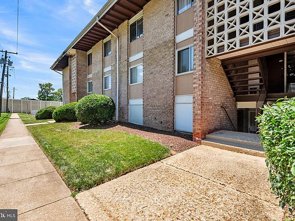 5th image of 504 Wilson Bridge Dr